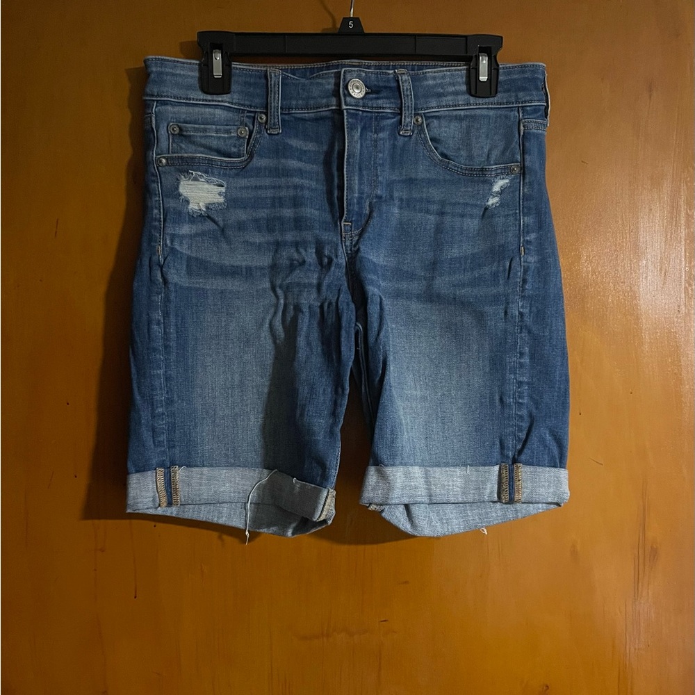American Eagle Skinny Bermuda Short